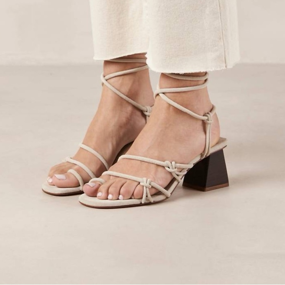 Alohas Goldie Block Heel Sandal